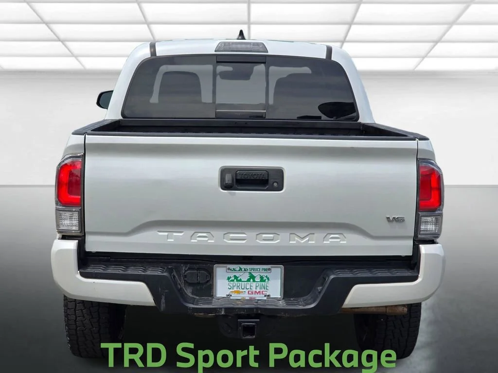 2021 Toyota Tacoma TRD Sport - Photo 18