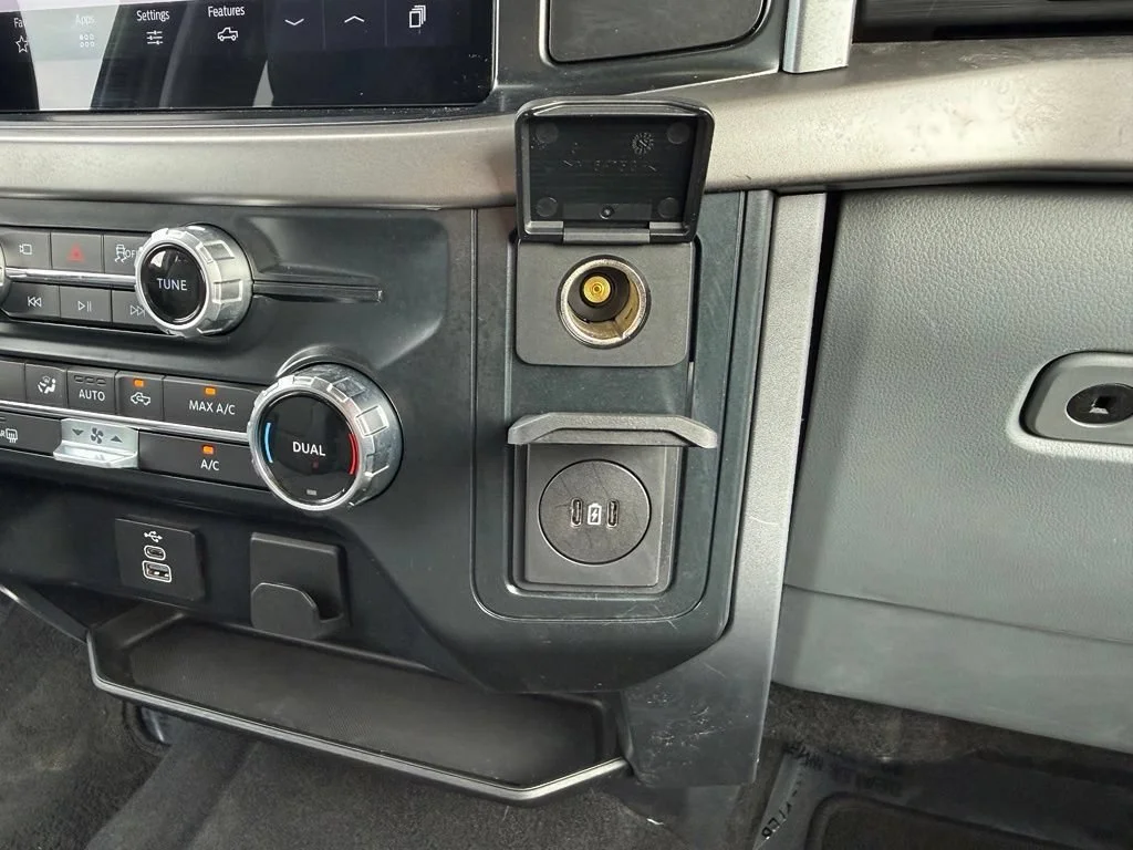 Used 2025 White Ford XLT image 28