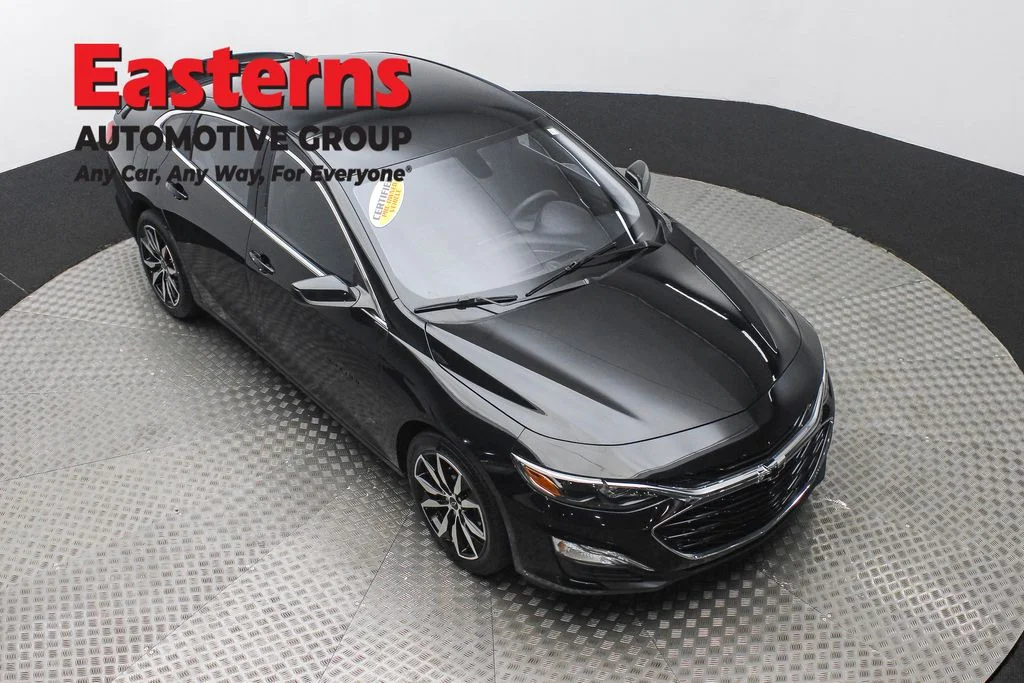Used 2022 Black Chevrolet RS image 3