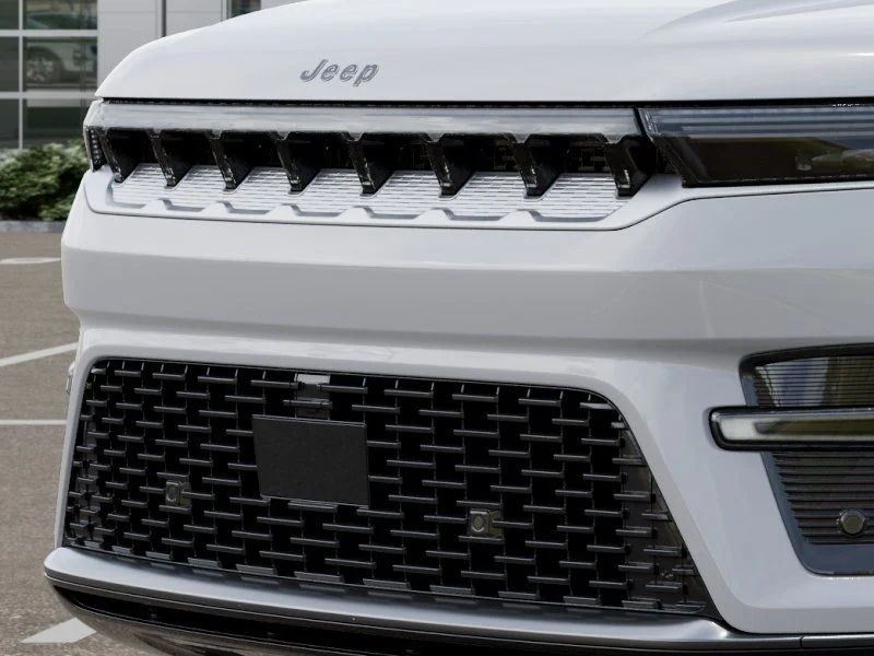 New 2026 Bright White Clear-Coat Exterior Paint Jeep  image 12