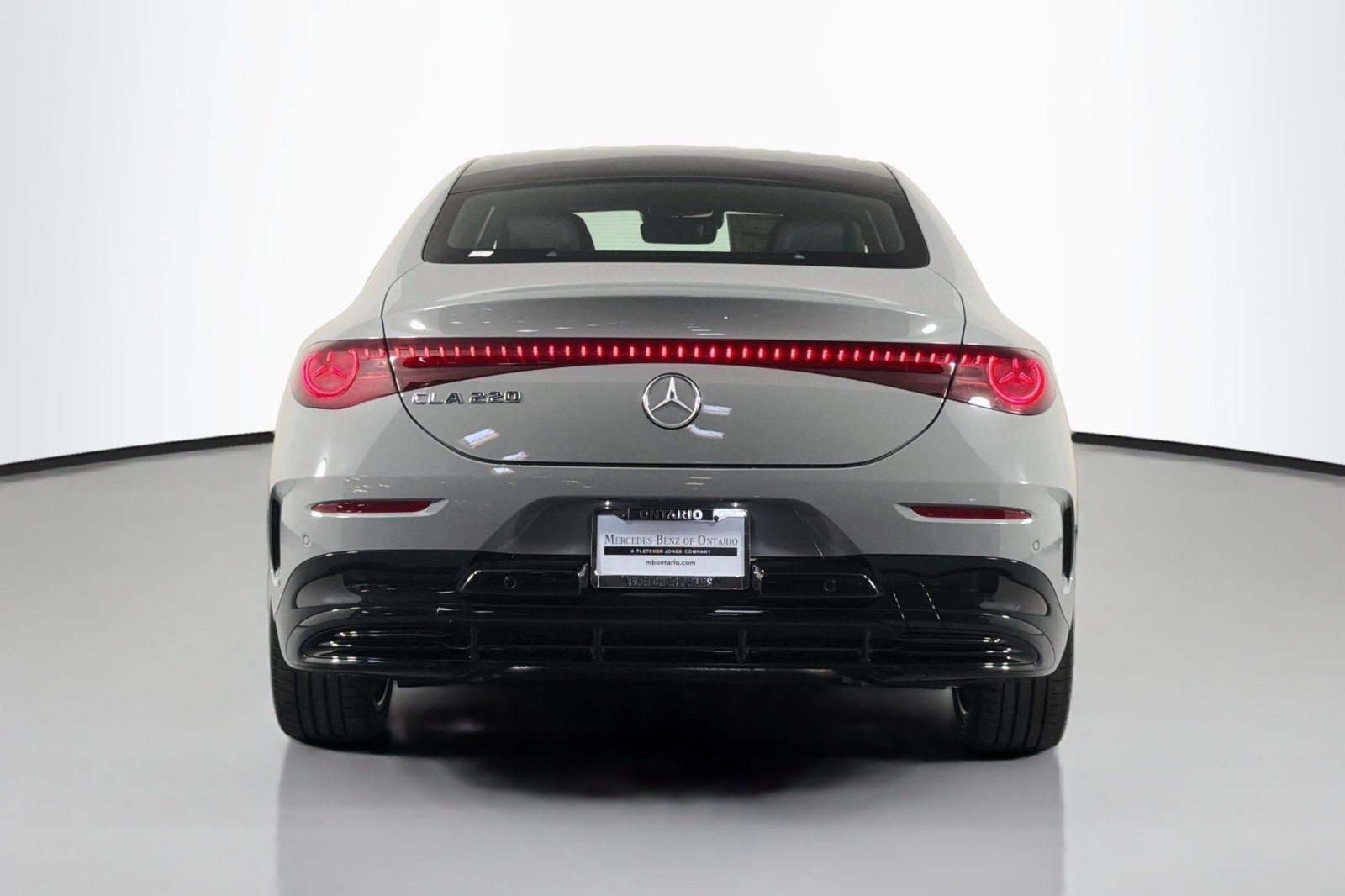 New 2027 MANUFAKTUR Alpine Grey Mercedes-Benz CLA 220 Hybrid image 3