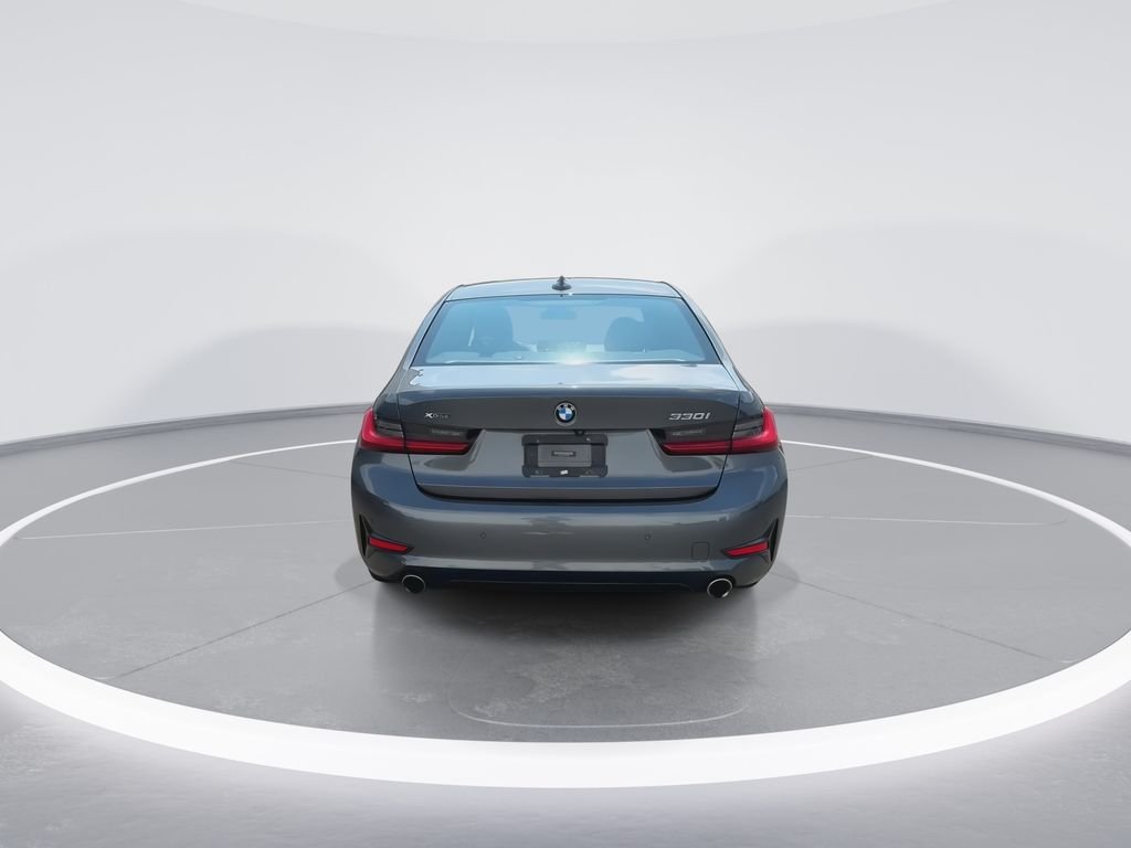 Used 2019 Mineral Gray Metallic BMW 330i xDrive image 7