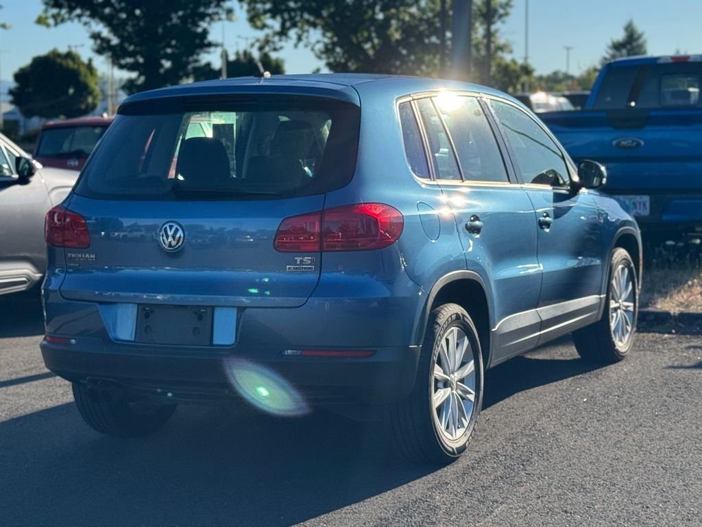 Used 2017 Blue Volkswagen 2.0T image 2