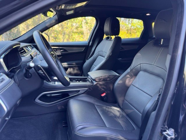 New 2026 Santorini Black Jaguar P250 R-Dynamic S image 10