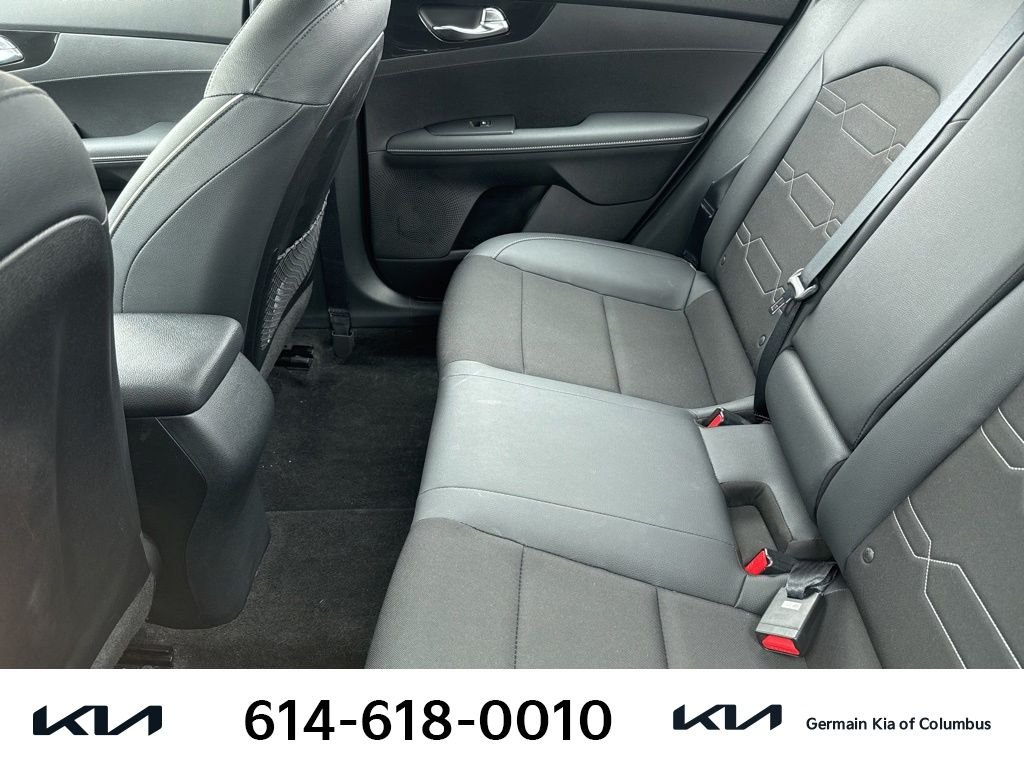 2023 Kia Forte GT-Line AT's photo