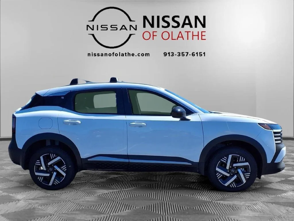 New 2027 White Nissan SV image 27