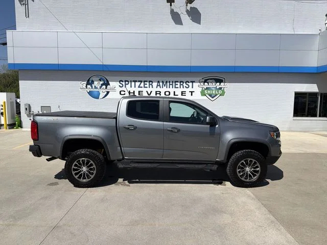 Used 2022 Gray Chevrolet ZR2 image 11
