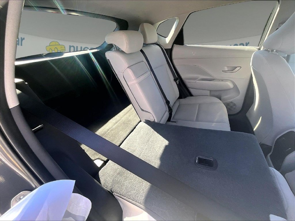 Used 2024 Gray Hyundai SEL image 16