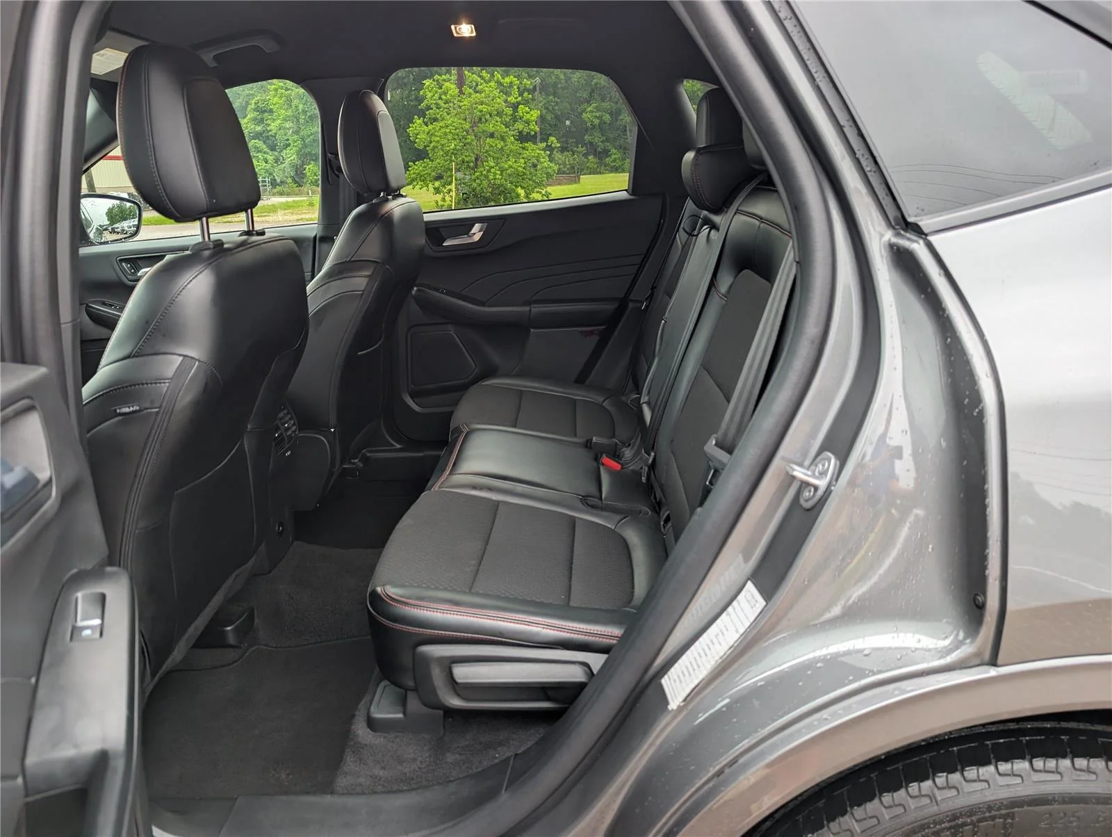 2024 Ford Escape ST-Line - Photo 28
