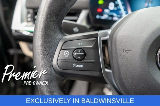 Used 2023 Green BMW xDrive28i image 32