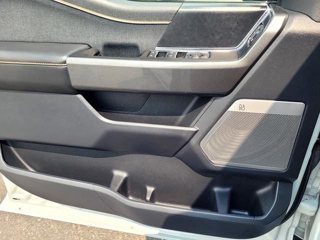 Used 2023  Ford Tremor image 14