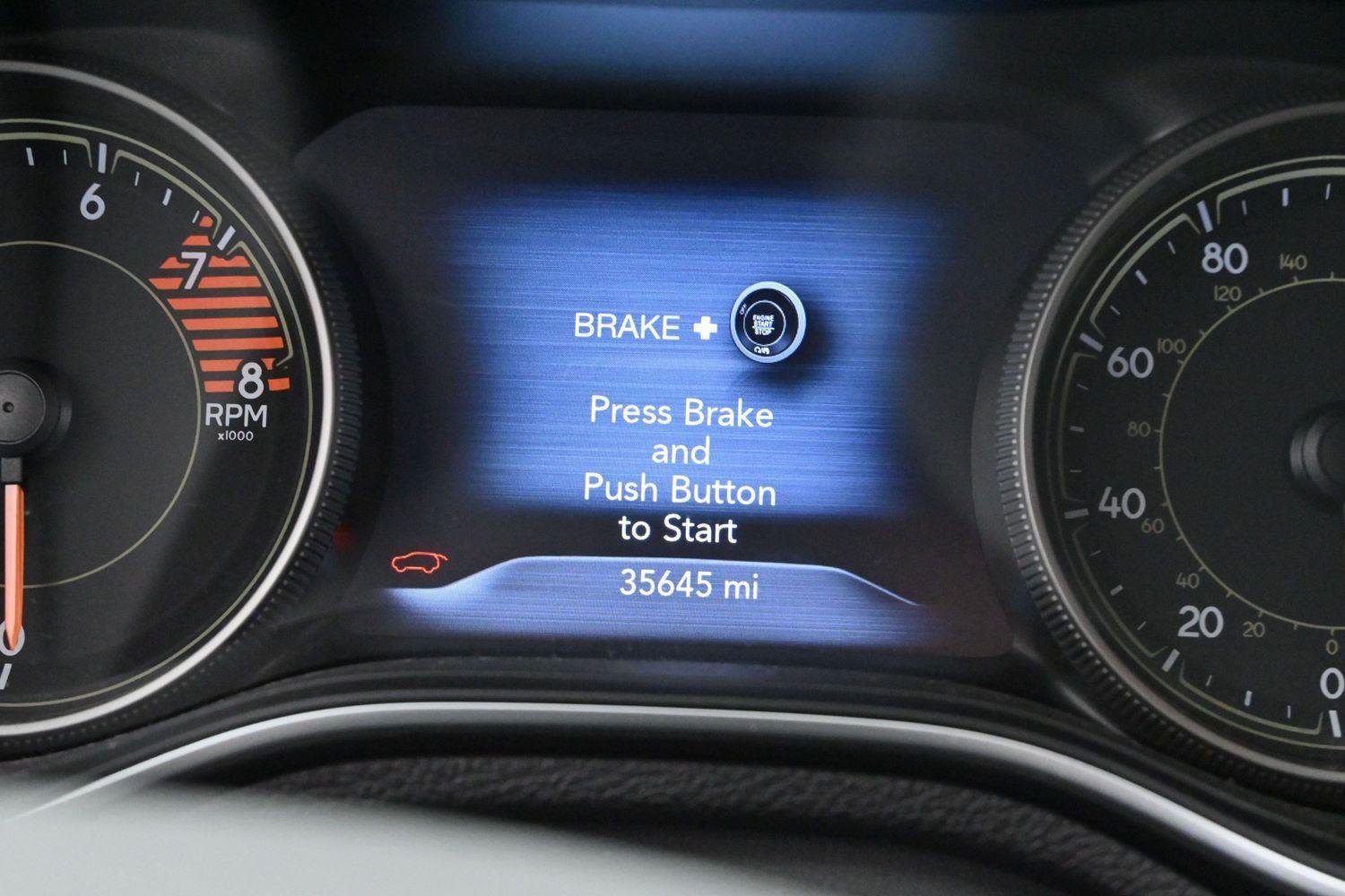 Used 2022 Bright White Clearcoat Jeep Trailhawk image 21