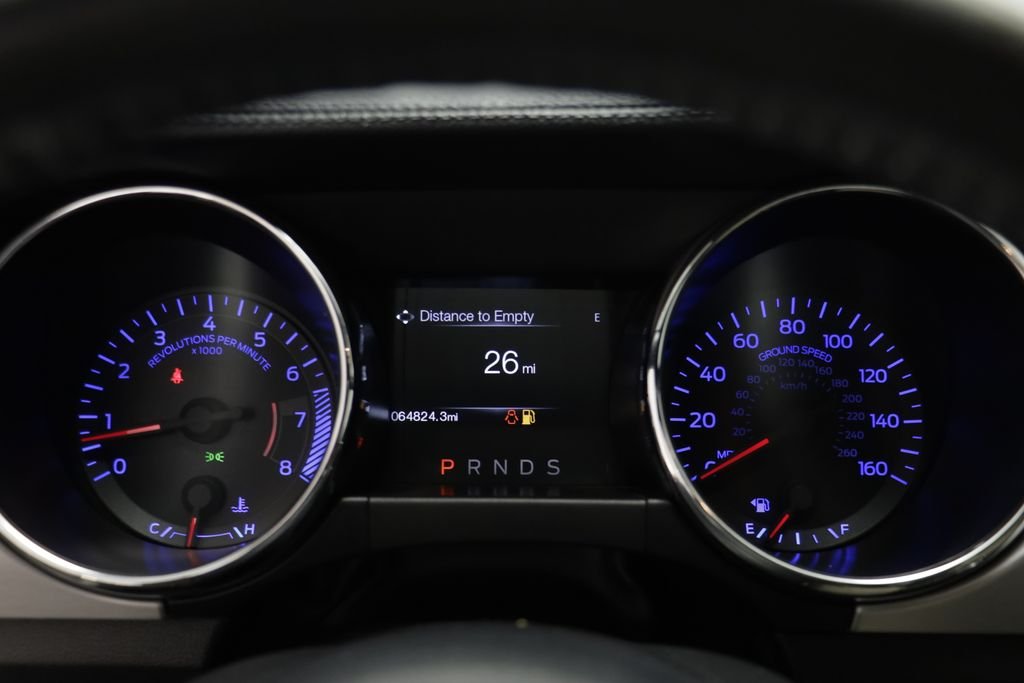 Used 2017 Oxford White Ford GT Premium image 7