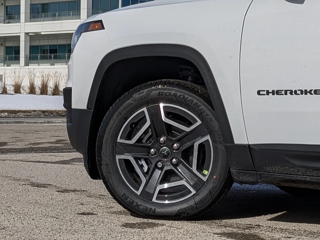 New 2026 White Jeep Limited - - 4x4 - 1.6L Turbo Hybrid - Power Liftgate - Wireless Charging & More! image 11