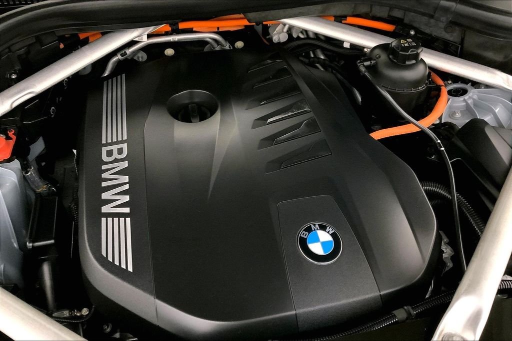 Certified Used 2024 Brooklyn Grey Metallic BMW  image 31