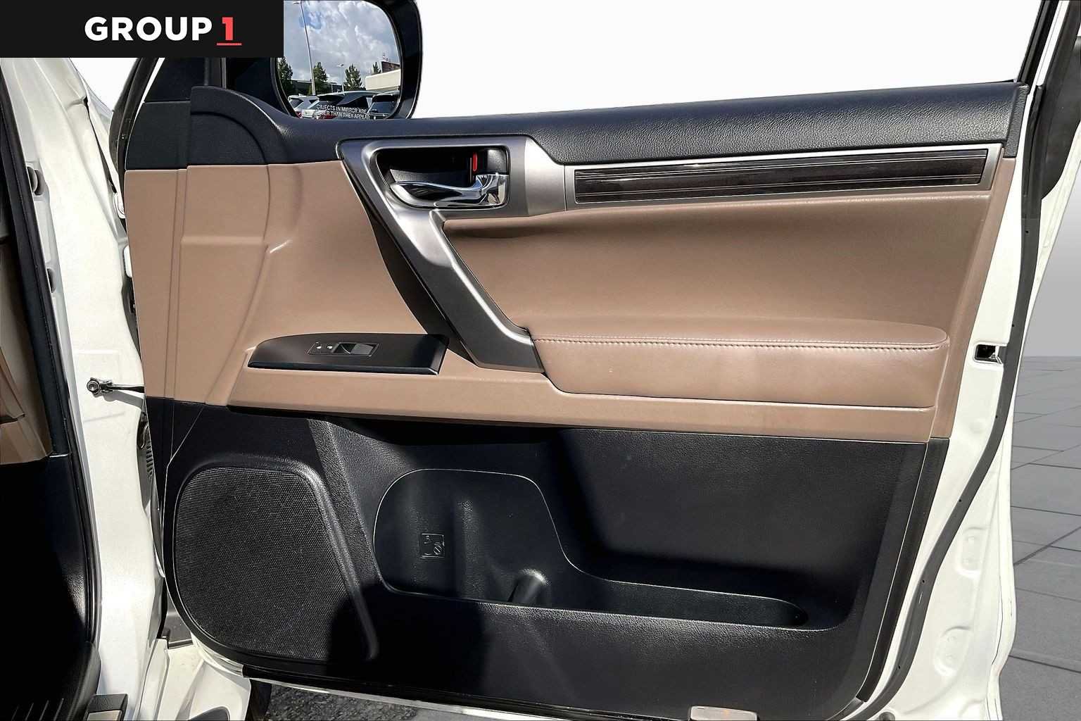 Certified Used 2022 Starfire Pearl Lexus Premium image 20