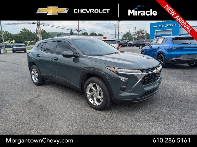 2025 Chevrolet Trax LS
