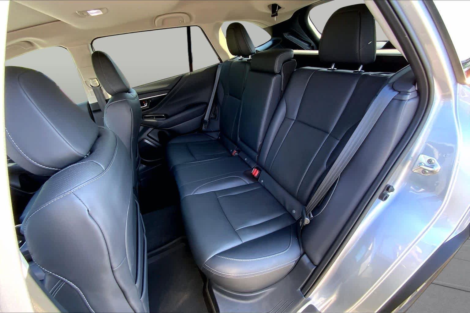 Used 2024 Ice Silver Metallic Subaru Touring image 20