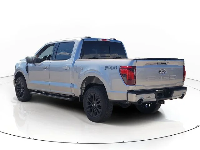 New 2026 Silver Metallic Ford XLT image 7