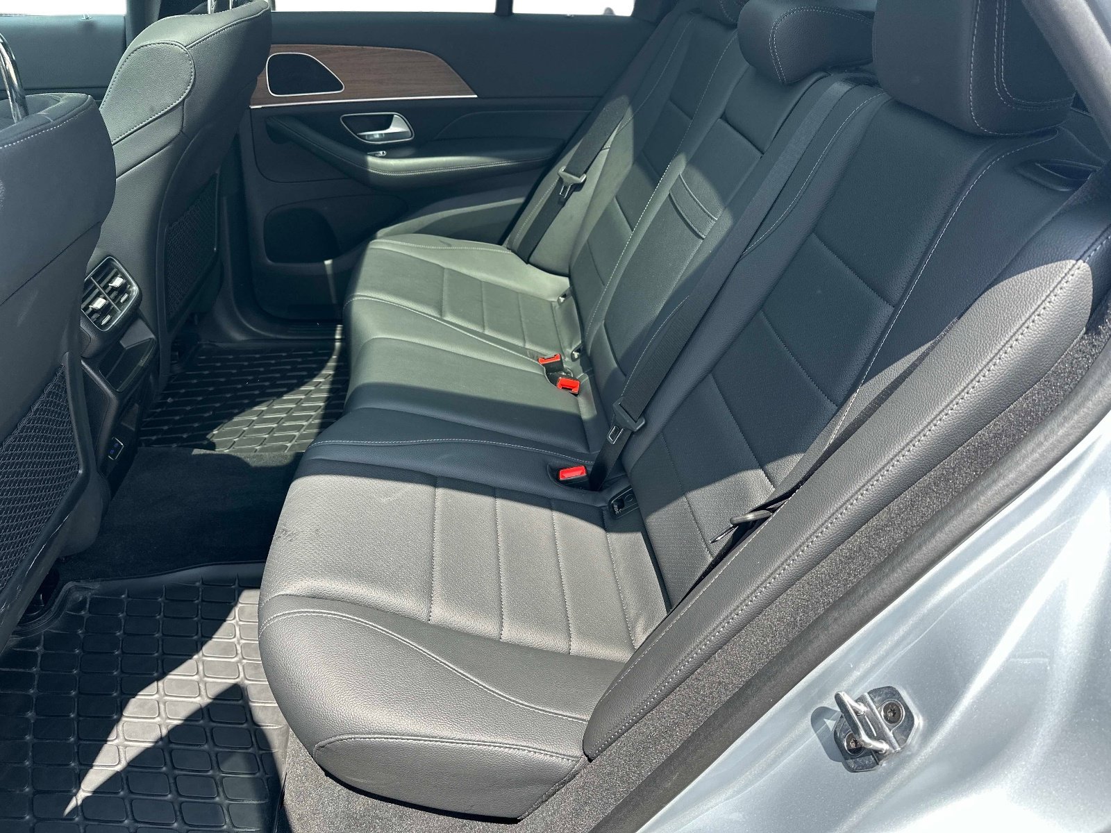 Certified Used 2025 Cirrus Silver Metallic Mercedes-Benz GLE 350 image 11