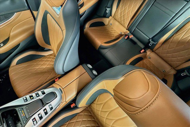 New 2026 MANUFAKTUR Starling Blue Magno Mercedes-Benz AMG® GT 43 image 49