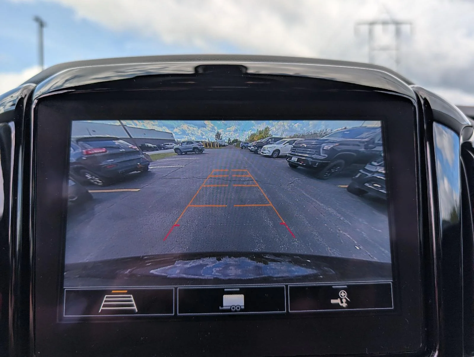 Used 2020 BLACK CHERRY METALLIC Chevrolet LT Cloth image 16