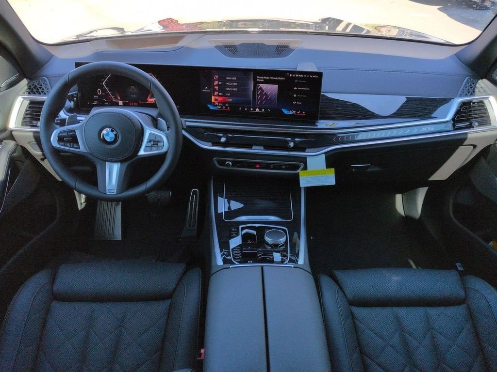 New 2026 Dravit Grey Metallic BMW xDrive40i image 15