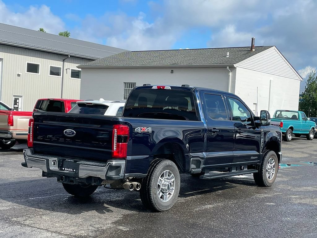 Used 2025 Blue Ford XL image 17