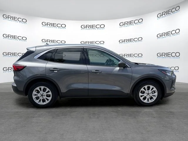 Used 2024 Gray Ford Active image 8