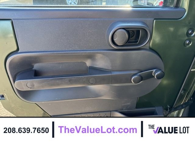 Used 2007 Green Jeep Unlimited X image 17
