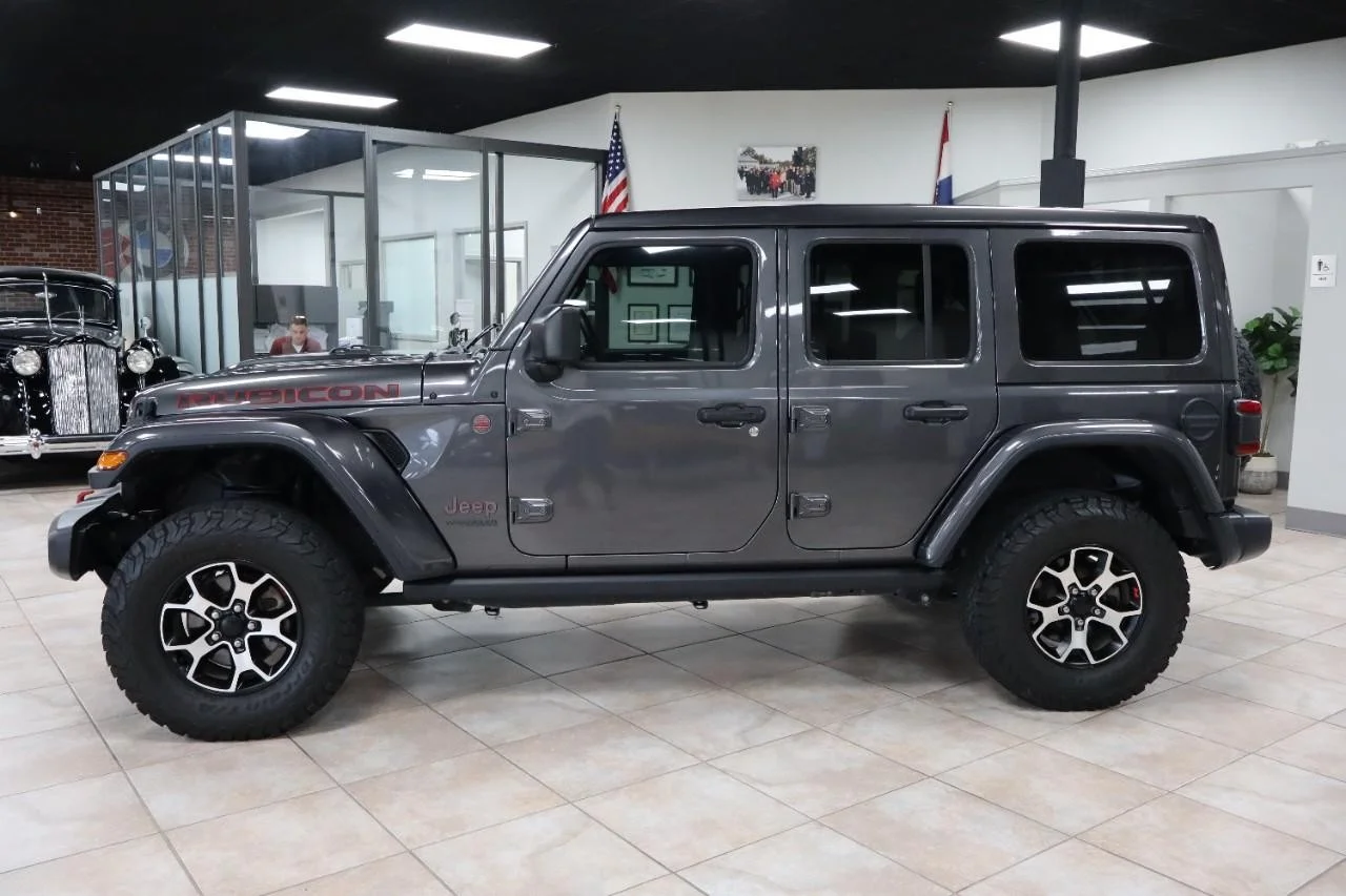 Used 2020 Granite Crystal Metallic Clear Coat Jeep Rubicon image 2