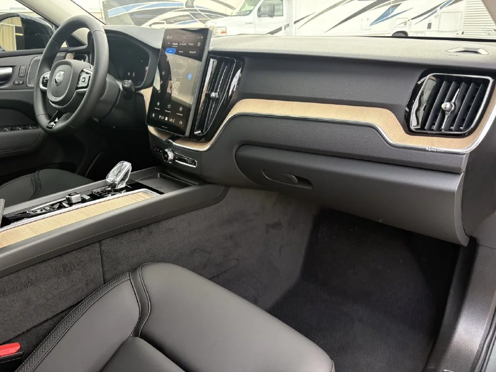 New 2026 Forest Lake Volvo Plus image 29
