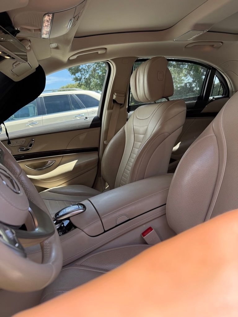 Used 2020 White Mercedes-Benz S 560 image 6