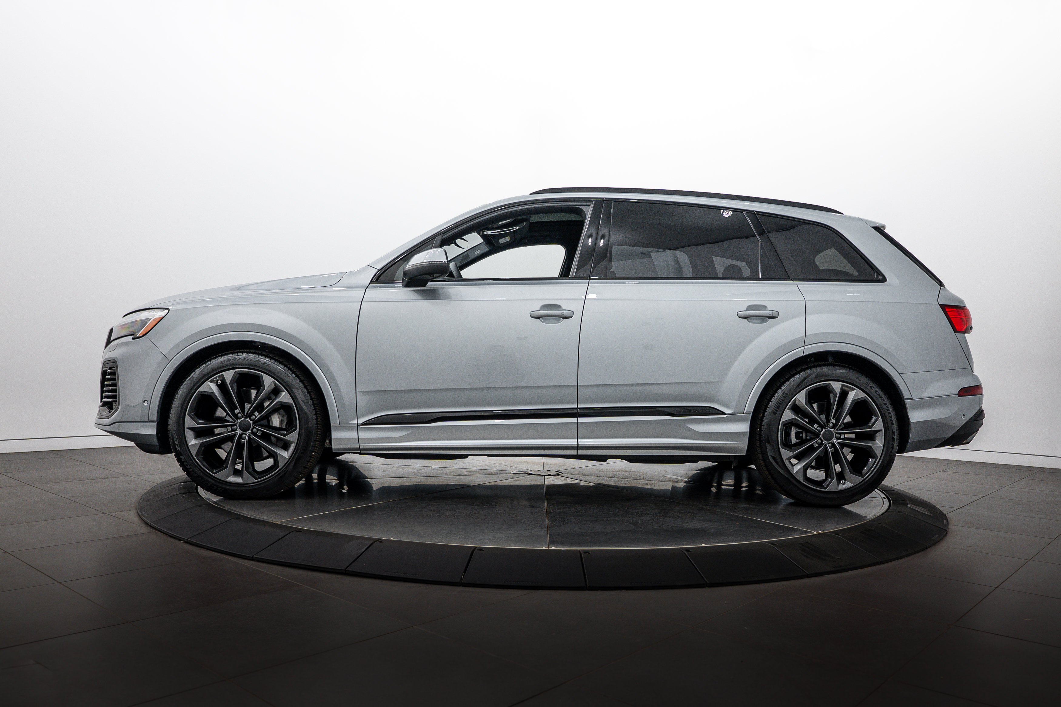 Used 2026 Satellite Silver Metallic Audi Premium Plus image 7