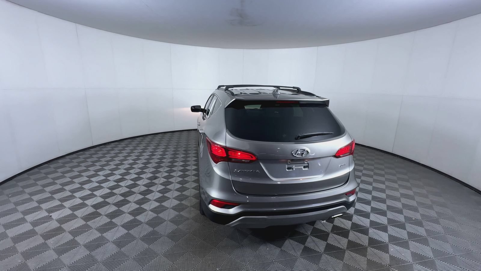 Used 2017 Mineral Gray Hyundai 2.4L image 7