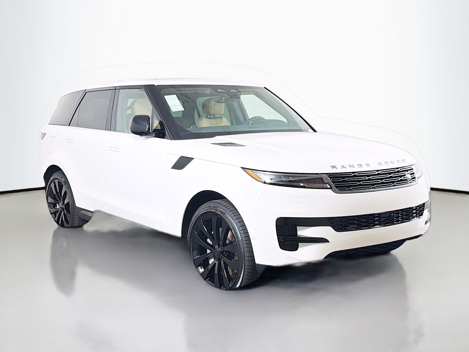 New 2026 Fuji White Land Rover SE image 7