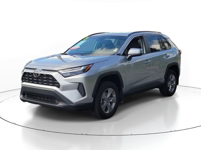 Used 2025 Silver Toyota XLE image 2