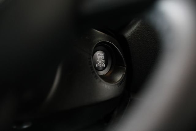 Used 2019 Gray Jeep Latitude image 12