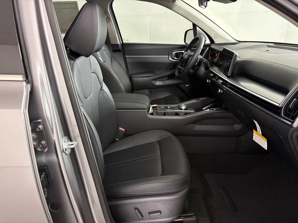 New 2026 Steel Gray Kia EX image 48