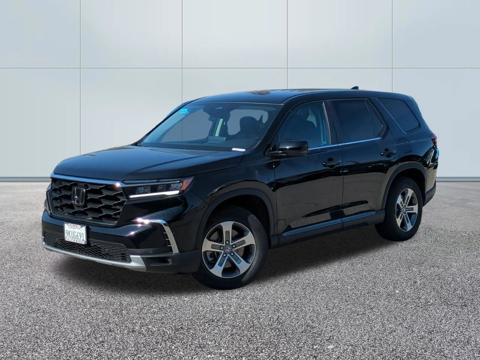 Certified Used 2024 Black Honda EX-L image 1