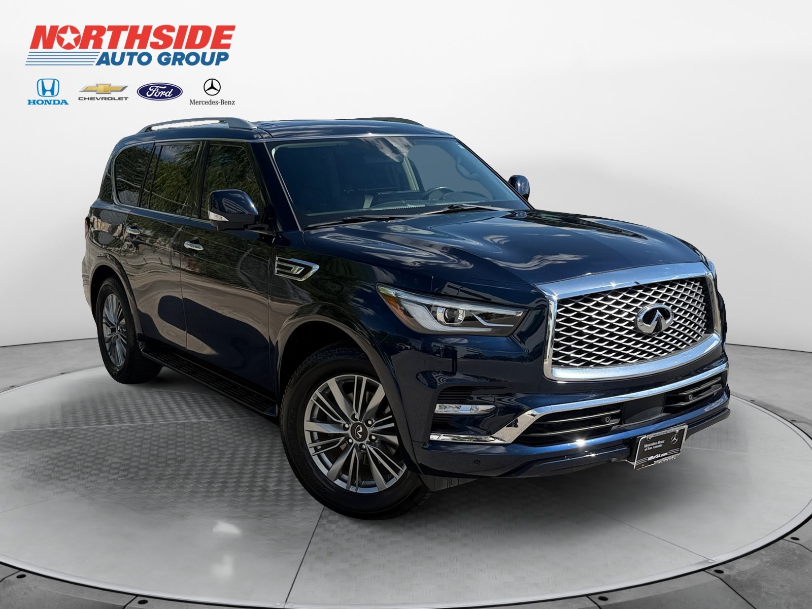 Used 2022 Hermosa Blue INFINITI LUXE image 1