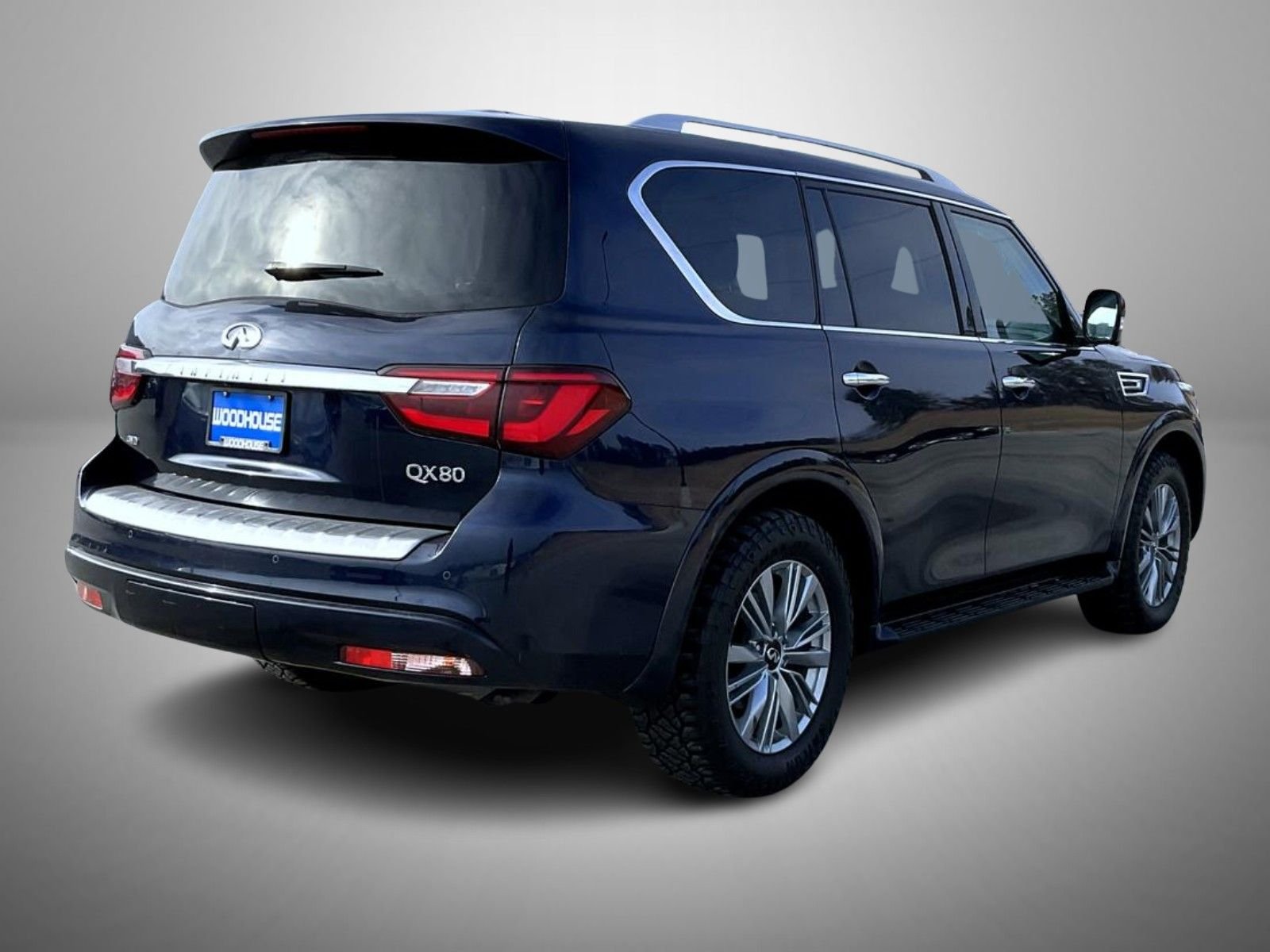 Used 2024 Blue INFINITI LUXE image 5