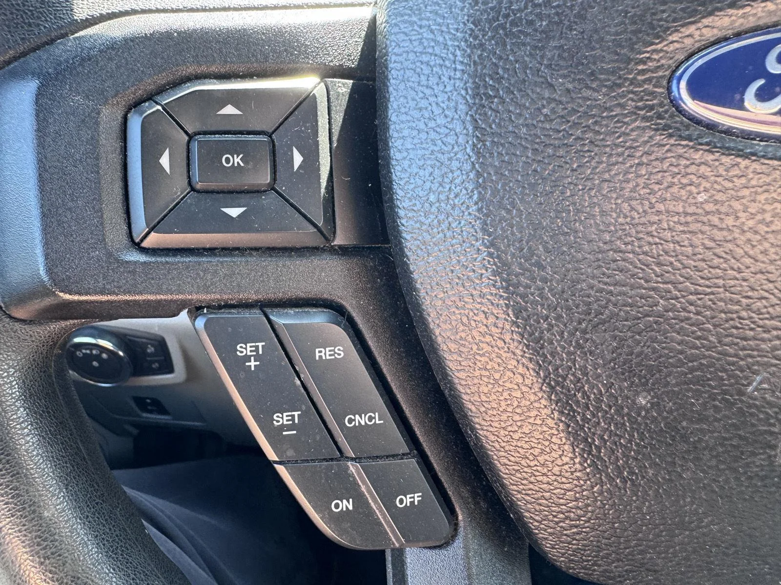 Used 2017 Shadow Black Ford XLT image 16
