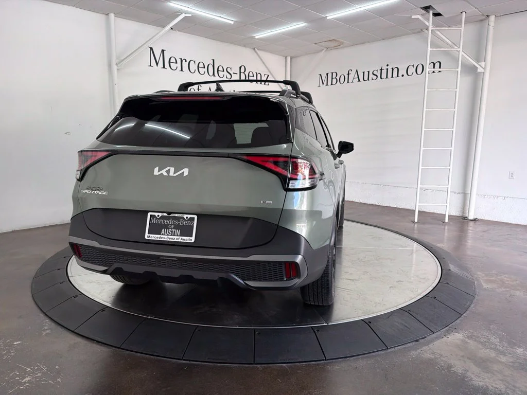 Used 2024 Green Kia X-Line image 6