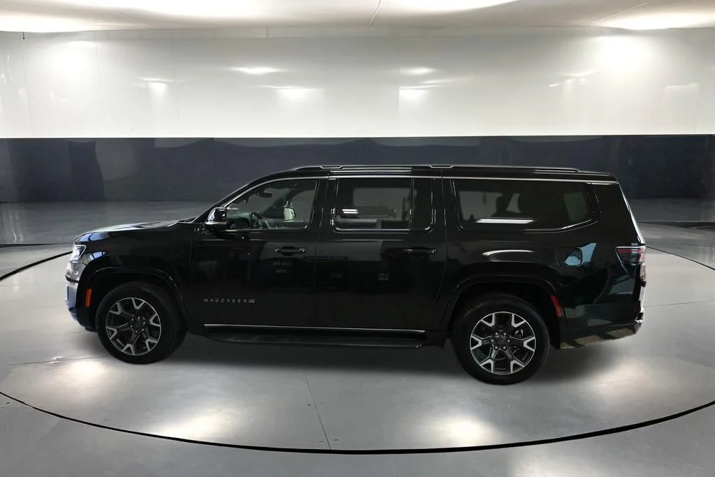 Used 2024 Black Jeep Series III image 9