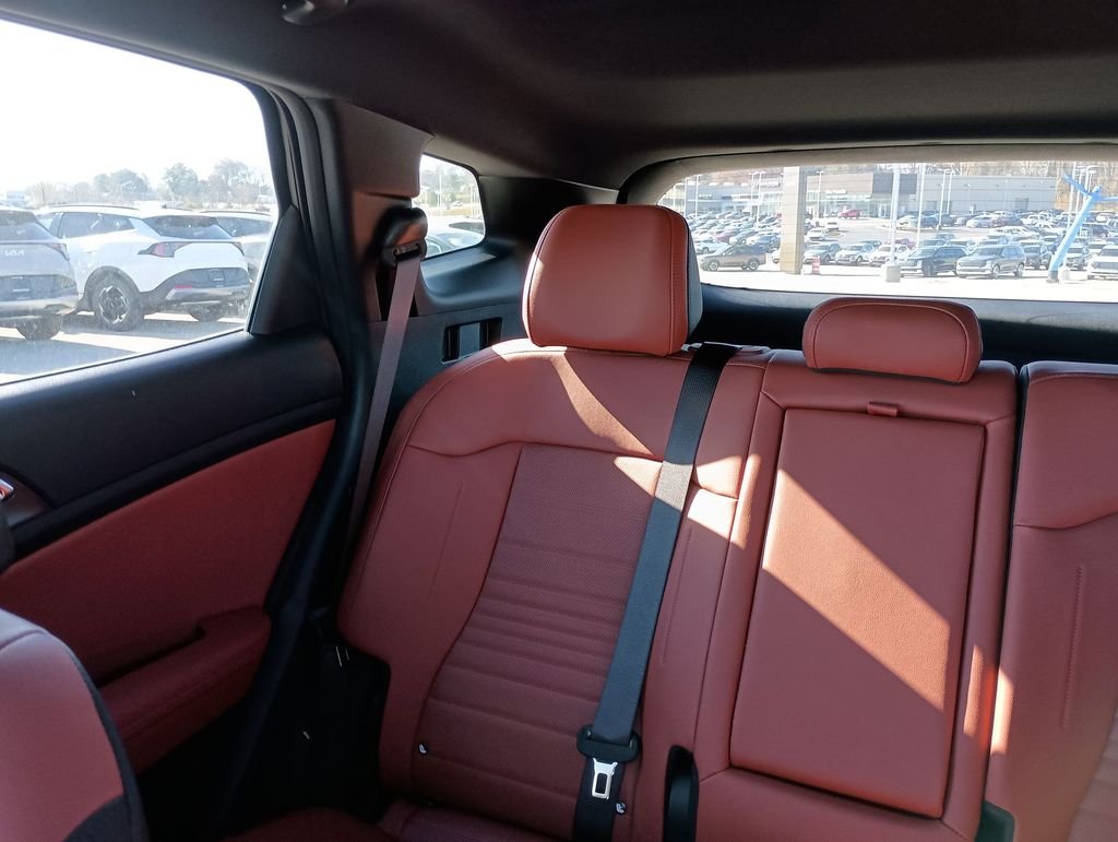 New 2026 Shadow Matte Gray Kia SX Prestige image 12