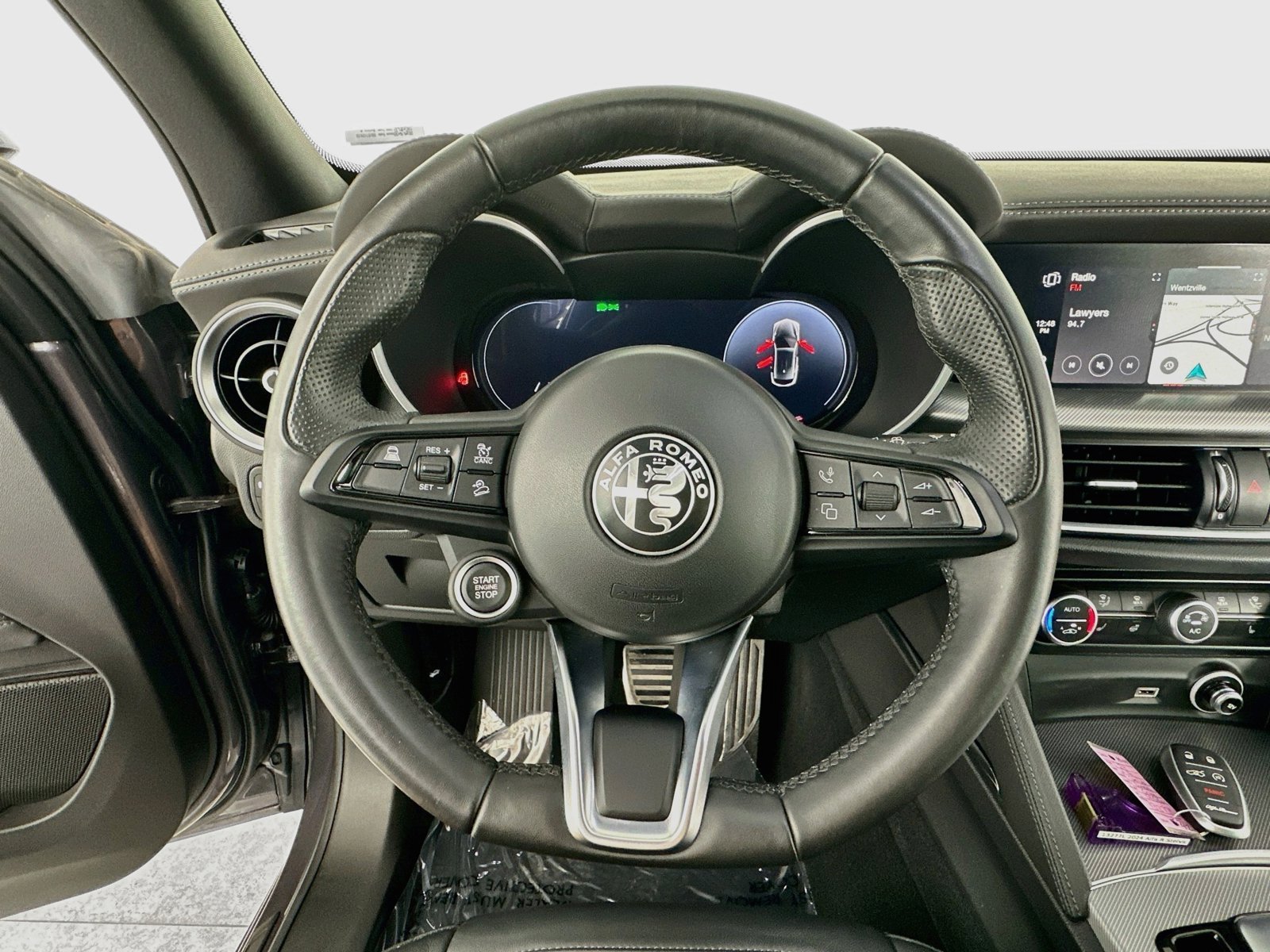 2024 Alfa Romeo Stelvio Ti - Photo 13