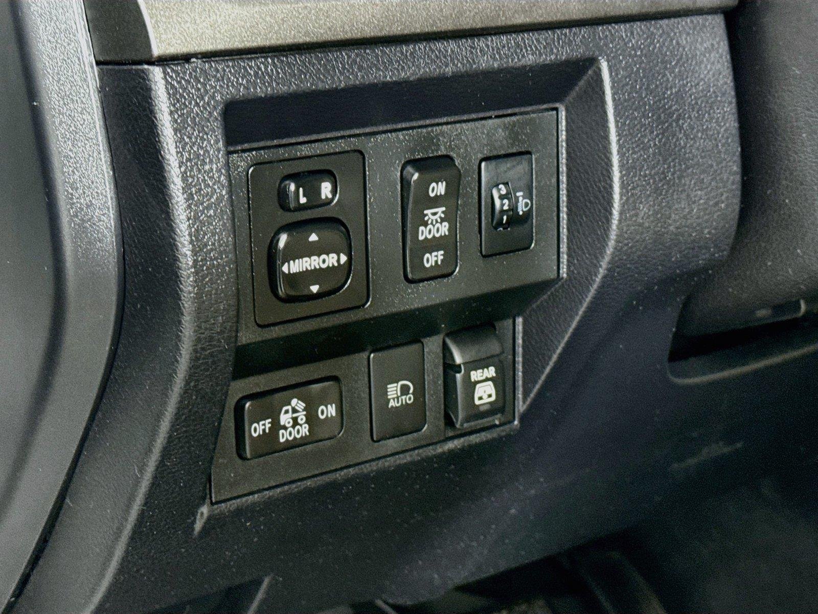 Used 2020 Super White Toyota SR5 image 14