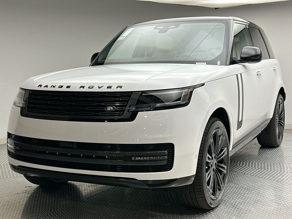 New 2026 Fuji White Land Rover SE image 1