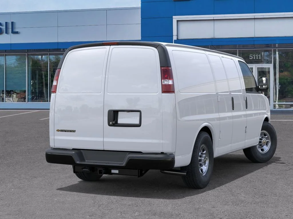 New 2026 Summit White Chevrolet 1WT image 4